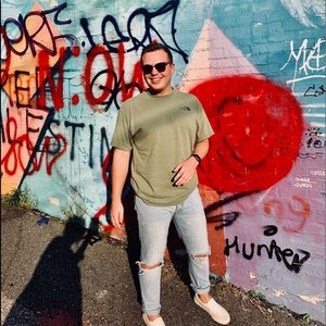 Meet your Posher, Corey